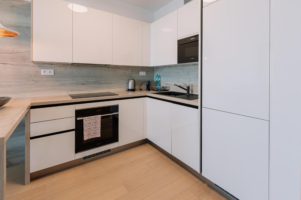 Apartmán Skau Coral In Sky Park 22 Floor 1tower Panoramic View Free Parking Bratislava